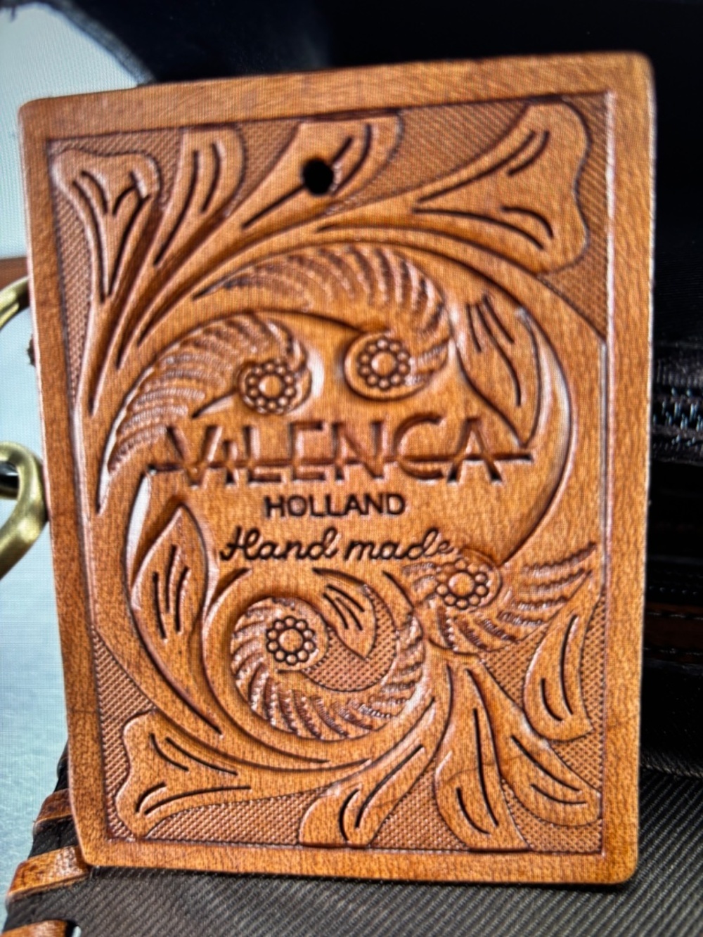 VILENCA HOLLAND-NWT$565.00  HAND TOOLING TOOK 6 WEEKS +HAND LACING+HAND STAINING - Picture 11 of 15